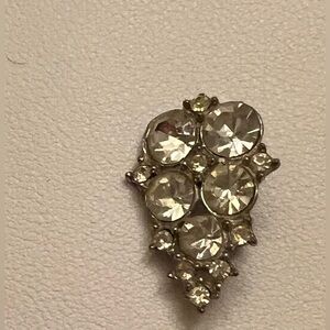 Vintage Clear Rhinestone Cluster Brooch Pin – Mid Century Costume Jewelry